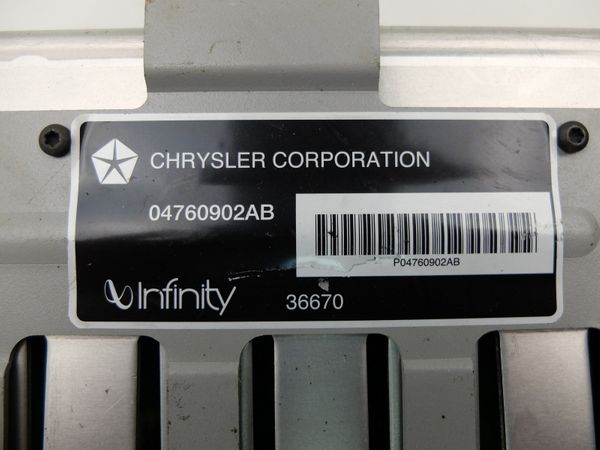 Wzmacniacz Audio Chrysler 300M Infinity