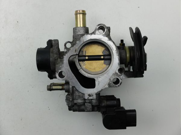 Przepustnica Toyota Corolla Verso 89452-20130 136800-1581