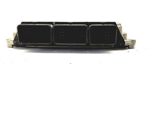 Sterownik  0281014648 8200666516 8200823728 Renault Bosch