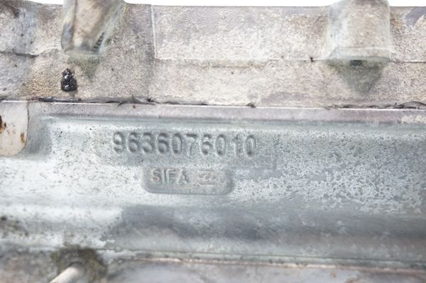 Głowica Silnika 9636076010 0200GA  1.6 16v NFU Citroen Peugeot 2340