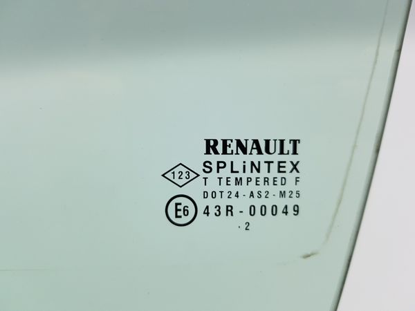 Szyba Drzwi Lewy Przód Renault Scenic I 8200143303 2002r Splintex