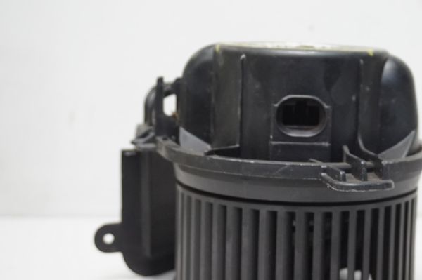 Wentylator Dmuchawa  F664989T 7701206871 Renault Clio II  