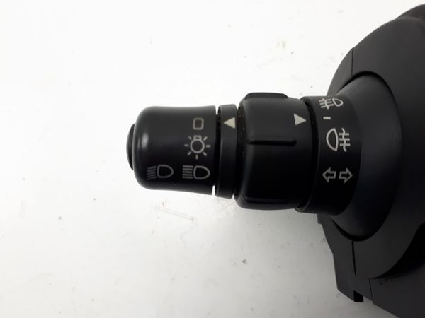 Przełącznik Świateł Renault Scenic 2 7701060397 Valeo