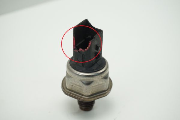 Czujnik Ciśnienia Paliwa 6PH1001 9655465480 1.6 HDI TDCi Ford Citroen Peugeot