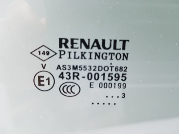 Szyba Drzwi Prawy Tył Renault Captur 823008584R AS3 2003r