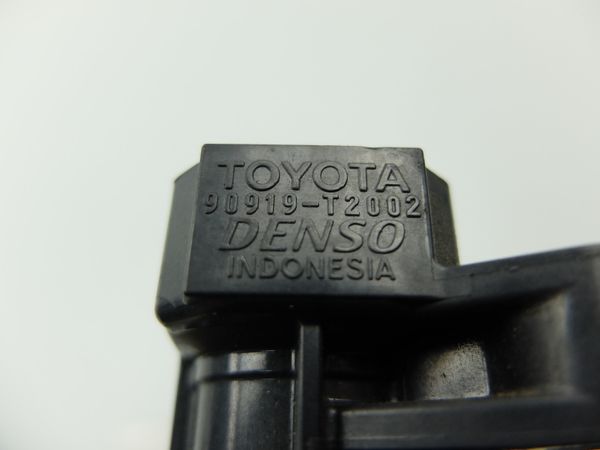 Cewka Zapłonowa 90919-T2002 5970C1 Denso PSA Toyota Subaru