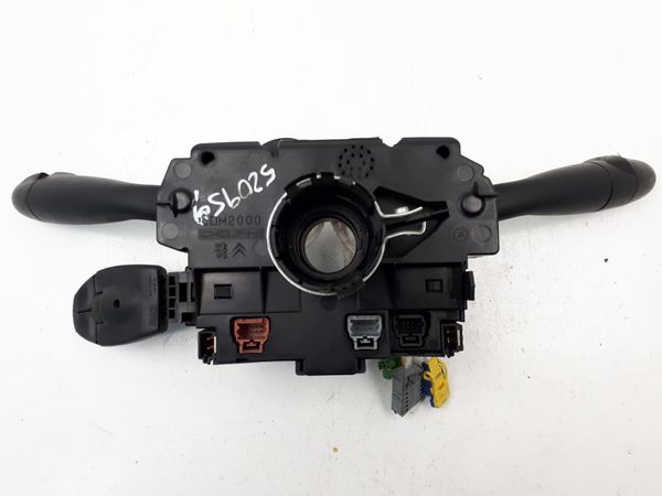 Przełącznik Zespolony Świateł Peugeot 307 96542577XT COM2000 Delphi