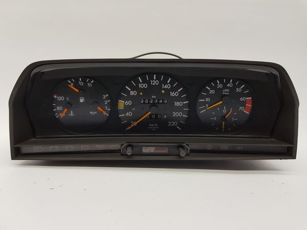 Licznik Mercedes 190 W201 2015439422 110008346480 17840