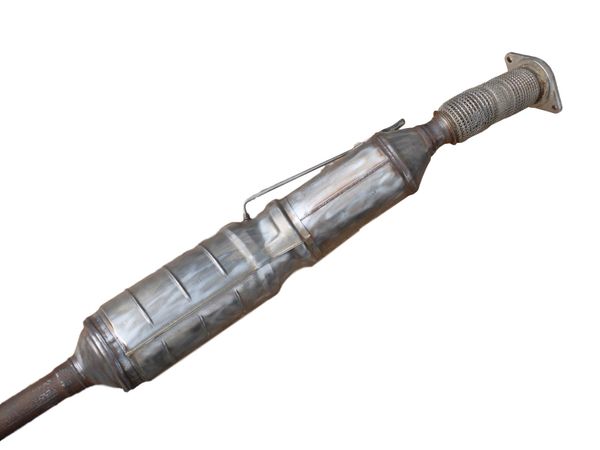 Katalizator 1,5 DCI Dacia Duster 208021391R 200106404R