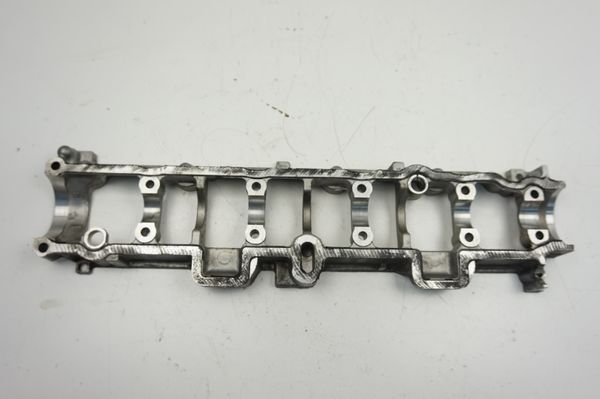 Pokrywa Wałka rozrządu 1.6 e-HDI HDI 8v Ctroen Peugeot Ford  