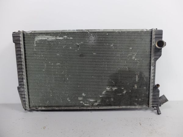 Chłodnica Wody 2,1 TD Peugeot 605 9600183080