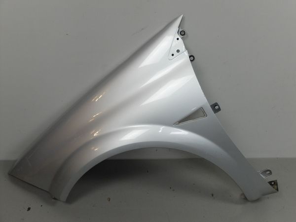 Błotnik Lewy Renault Megane II 8200495402
