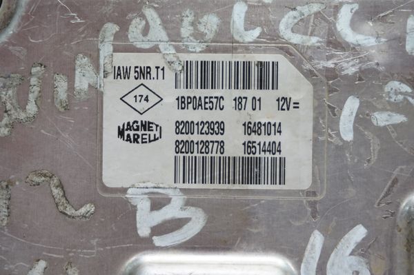 Sterownik IAW 5NR.T1 8200123939 8200128778 1,2 16v Renault Twingo Clio 2 2094