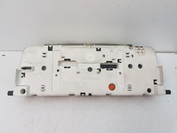 Licznik Volkswagen 3A0919861G Passat B4 