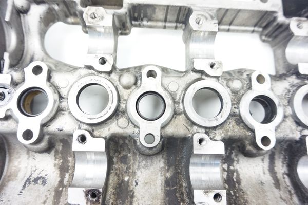 Pokrywa Zaworów 9644994680 1,6 hdi 16v Citroen Peugeot Ford 1,6 TDCI