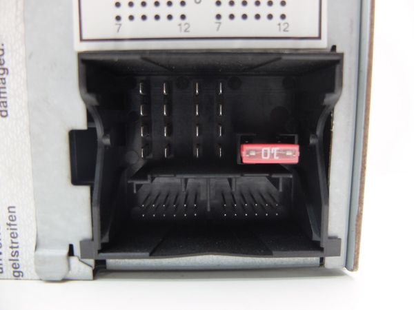 Radio Cd MP3 VW Golf 5 1K0035186AD 9.18491-8151 Grundig