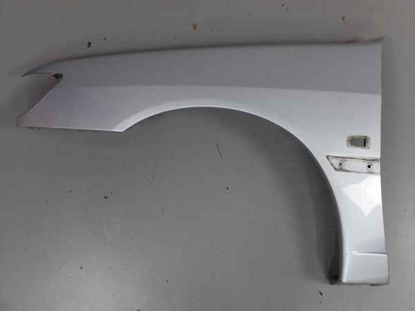 Błotnik Lewy Peugeot 306 97-01