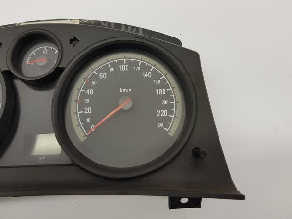 Licznik Opel Astra H 13186330HN 110080255022 10059