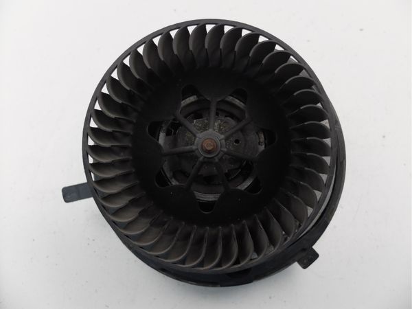 Wentylator Dmuchawa 1K1820015 F983228M VW Audi Seat Skoda Valeo