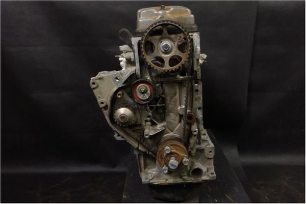 Silnik 1,18v HFX 10FP6U Citroen C3 C2 Benzyna