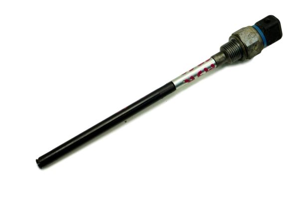 Czujnik Poziomu Oleju 8200670535 2,0 DCI Renault Nissan Opel