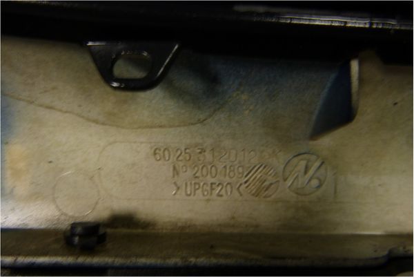 Atrapa Chłodnicy Grill Renault Espace 3 6025312012