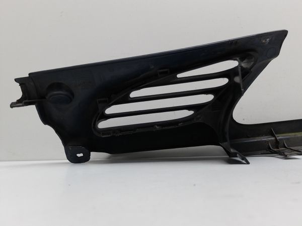 Atrapa Grill Prawy Renault Megane I 7700834201 95-99