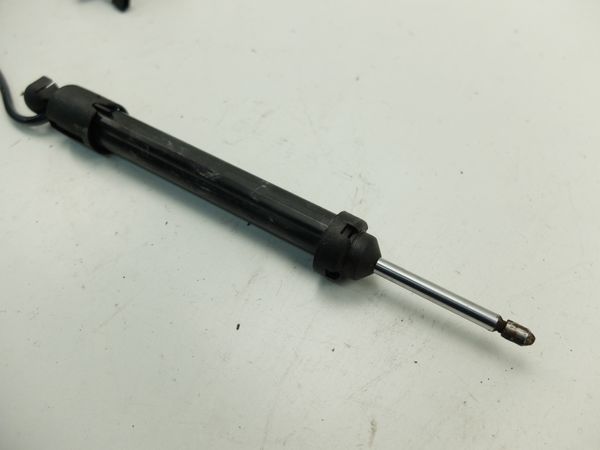 Siłownik Klapy Tył Mercedes-Benz E W211 2118201297 3400.0401