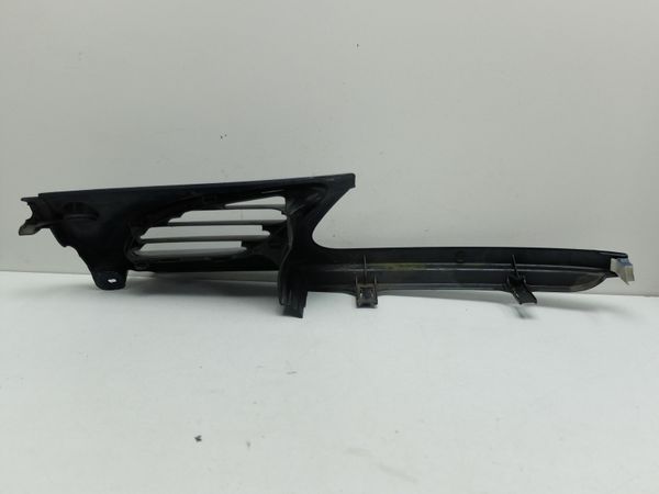 Atrapa Grill Prawy Renault Megane I 7700834201 95-99