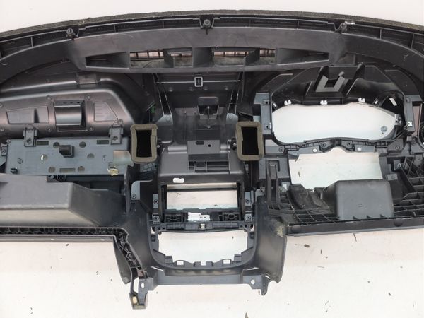 Deska Rozdzielcza Dacia Duster 2013- 681006566R  