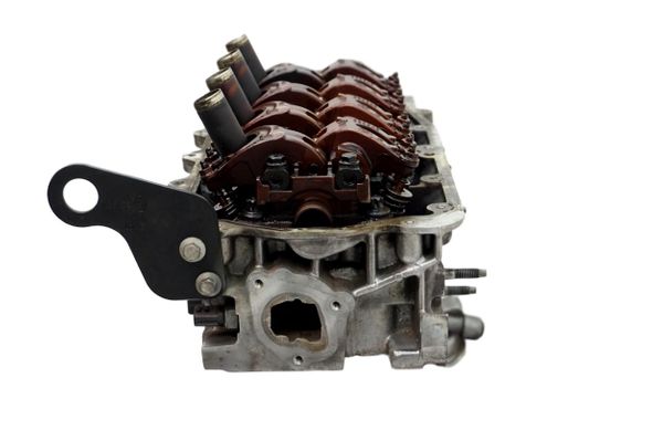 Głowica Silnika 7711497415 8200797330 1,2 16v Dacia Logan Sandero Renault  Clio 3 Modus 