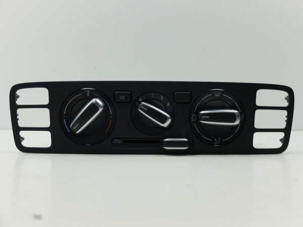 Panel Nawiewu Volkswagen UP 1S0820045AA Citigo Mii