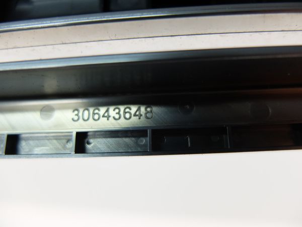 Panel Ozdobny Volvo S80 39859179 8635818 30643648