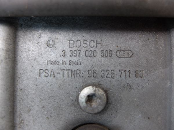 Mechanizm Wycieraczek Citroen C5 9632671180 0390241700 Bosch 1091