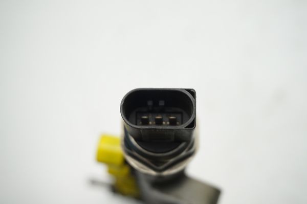 Listwa Wtryskowa A6510700595 9307Z521A Delphi 2.2 CDI Mercedes-Benz