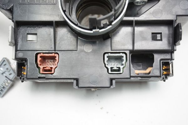Przełącznik Świateł 96605636XT Com2000 Peugeot Citroen Berlingo 