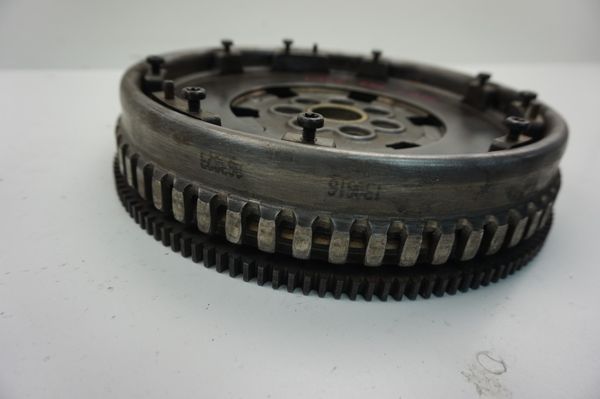 Koło Dwumasowe 8200143210 1,9 dci Renault Laguna 2 01-05 415020210 LUK