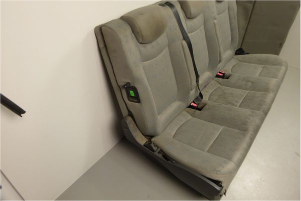 Kanapa Tylna 3 Rząd Trafic 2 Generation Renault Vivaro
