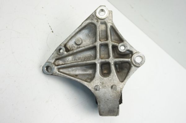 Podpora półosi  9646769880 1807W0 2.0 16v  Peugeot 307 1845