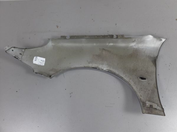 Błotnik Prawy Peugeot 206