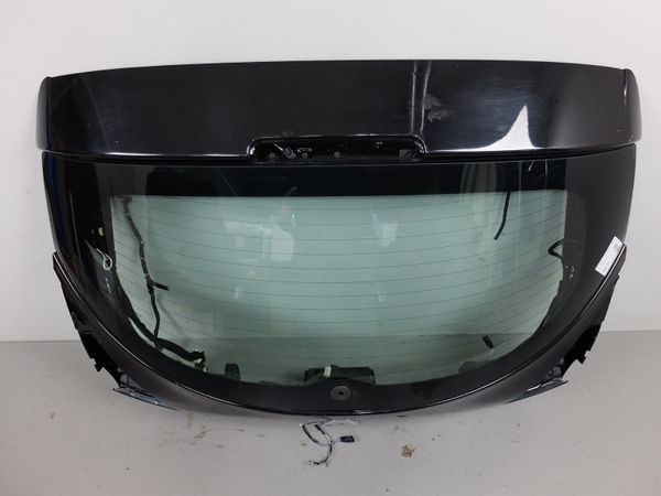 Klapa Bagażnika Renault Megane III HB