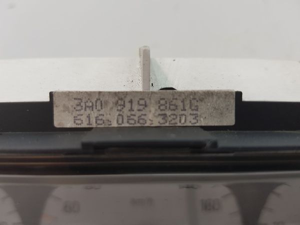 Licznik Volkswagen 3A0919861G Passat B4 