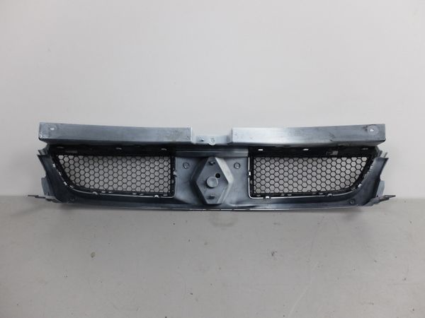 Atrapa Grill Renault Trafic II 7700313438 01-06