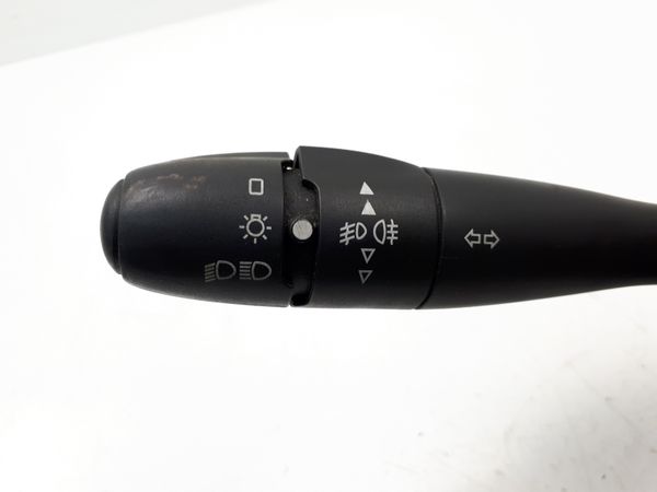 Przełącznik Zespolony Świateł Peugeot 407 96473051XT 6242T0 COM2003 Valeo