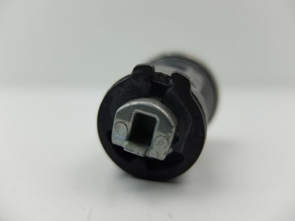 Stacyjka Zamek Klapy Ford Focus MK1 YS4A-43102-FE Q68BA
