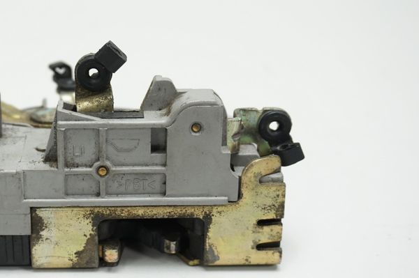 Zamek Drzwi Lewy Przód 9135H8 Peugeot 406 5D 9PIN 