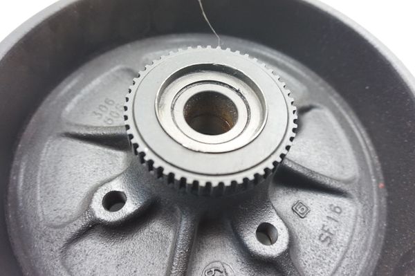 Bęben Hamulcowy 424745 ABS Peugeot 206 106 Saxo 247mm 12581