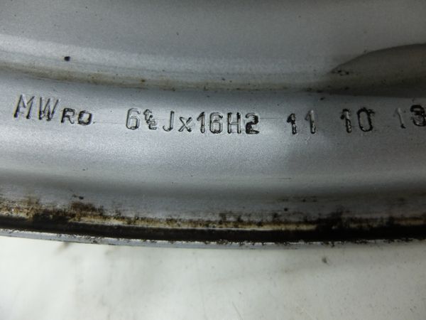 Felgi Stalowe Duster 6,5Jx16 5x114,3 ET50 403005362R Dacia