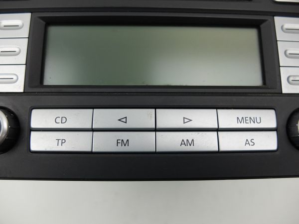 Radio Cd MP3 VW Golf 5 1K0035186AD 9.18491-8151 Grundig