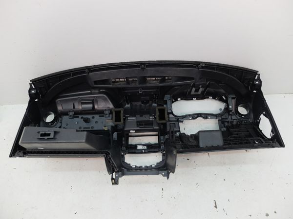 Deska Rozdzielcza Dacia Duster 2013- 681006566R  